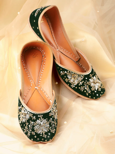 Women Embellished Leather MoJARIES